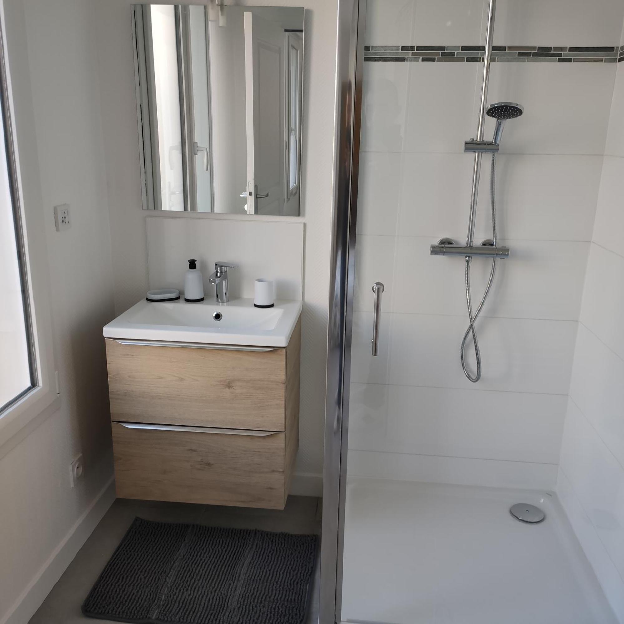 Appartement Cosy Avec Place De Parking Privee Le Mans Kültér fotó